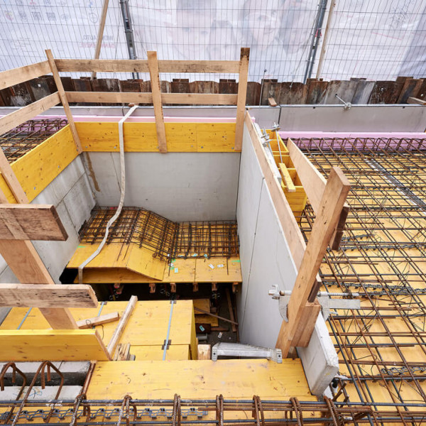 Ausnehmung für Treppe